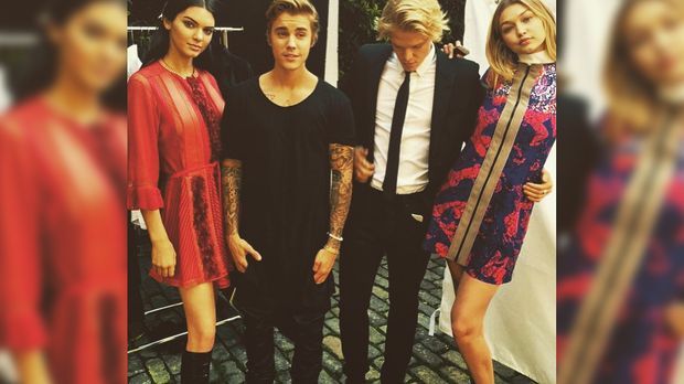 Justin Bieber feiert mit Kendall Jenner?: Stars im "Super 
