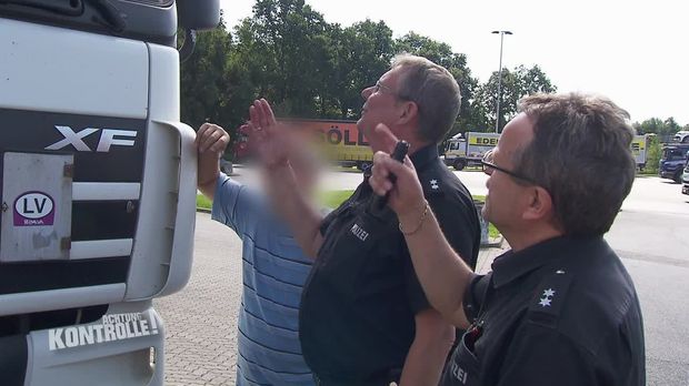 Achtung Kontrolle - Achtung Kontrolle! - Abgas-trickser Im Visier Der Autobahnpolizei Braunschweig