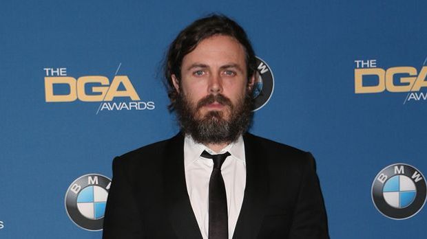 Casey Affleck Erhält Den Oscar 2017 Als Bester Hauptdarsteller