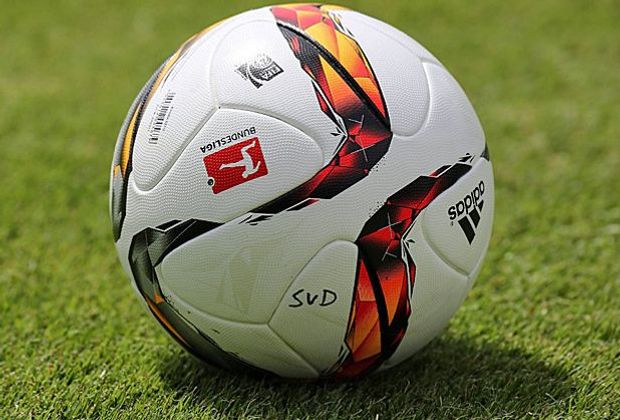 Bundesliga - Spielball vorgestellt: "Torfabrik" im neuen ...