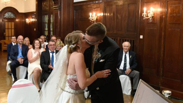 Hochzeit Auf Den Ersten Blick - Hochzeit Auf Den Ersten Blick - Feuerwerk Der Emotionen