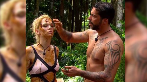 "Dschungelcamp 2015"-Star Sara Kulka: Aurelia Savina setzt Hetztjagd in Gang - ProSieben