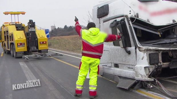 Achtung Kontrolle - Achtung Kontrolle! - Thema U.a:kaputte Autos Und Schwere Maschinen - Die Abschlepper Von Köln-dellbrück!