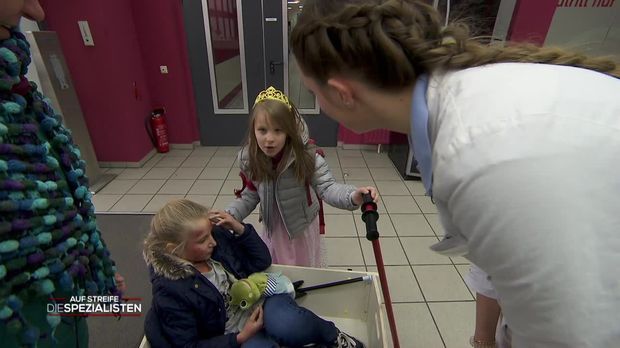 Auf Streife - Die Spezialisten - Auf Streife - Die Spezialisten - Die Kleine Prinzessin