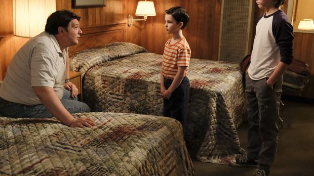 Young Sheldon - Young Sheldon - Staffel 1 Episode 8: Cape Canaveral, Schrödingers Katze Und Die Blitze