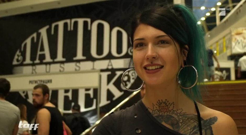 Sex In Diesem Urlaub Trailer Mit Einer Sehr Geile Amateurin Mutter Mit Tattoos 