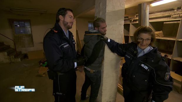 Auf Streife - Auf Streife - Der Fremde Im Haus