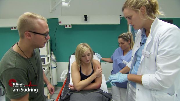 Klinik Am Südring - Klinik Am Südring - Zieh Dich Aus, Kleine Maus