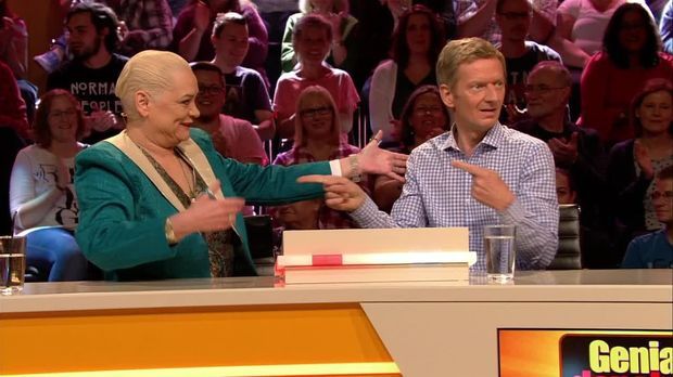 Genial Daneben - Das Quiz - Genial Daneben - Das Quiz - Michael Kessler Und Hella Von Sinnen Sind Ein Eingespieltes Team!