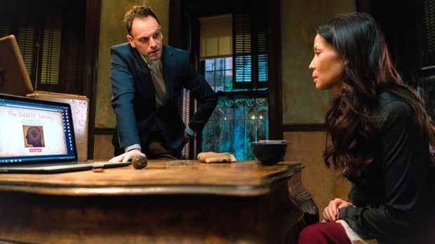 Elementary - Elementary - Staffel 4 Episode 22: Stell Es Auf Den Kopf