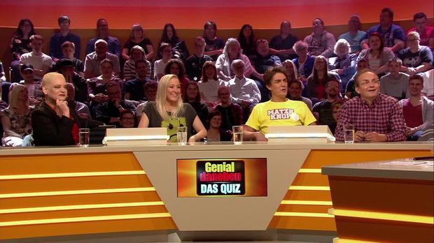 Genial Daneben - Das Quiz - Genial Daneben - Das Quiz - Beantwortet Janine Kunze Die Fragen Im Alleingang?