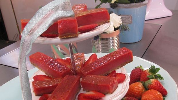 Erdbeer-Zitronen-Riegel: Das Rezept aus Enie backt