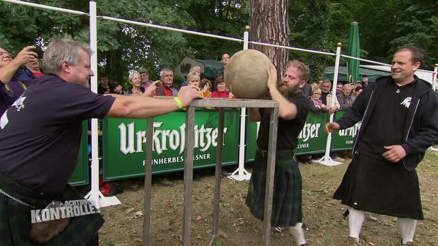 Achtung Kontrolle - Achtung Kontrolle! - Echte Kerle In Röcken - Die Highland Games Trebsen