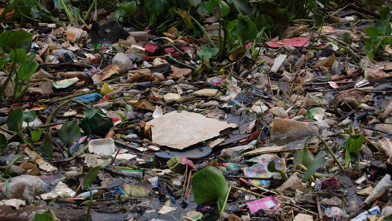 Unreported World Indonesien Citarum der schmutzigste Unreported World Indonesien Citarum der schmutzigste