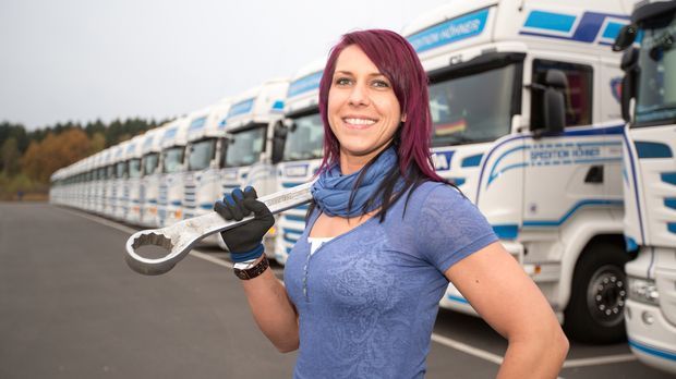 Katrin Oschmann - Das Kücken unter den Truckerinnen