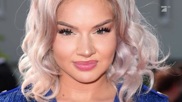 Shirin David ohne Make-up: So sieht sie ungeschminkt aus