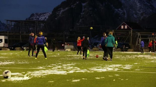 Abenteuer Leben - Täglich - Abenteuer Leben Täglich - Mittwoch: Der Spektakulärste Fußballplatz Der Welt