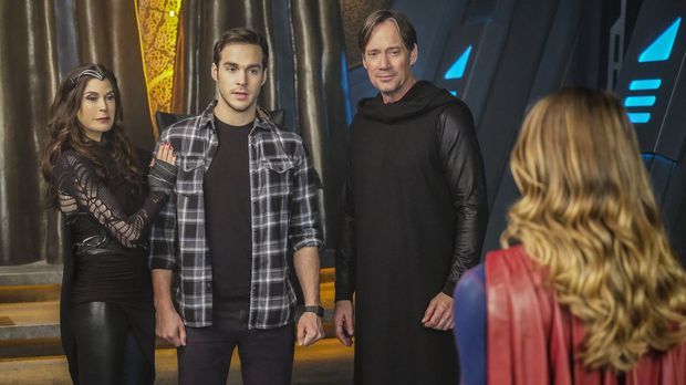 Supergirl - Supergirl - Staffel 2 Episode 16: Belogen Und Betrogen