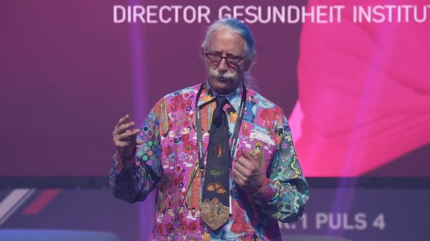 Gesundheit! Institute as a Social Project	- Patch Adams