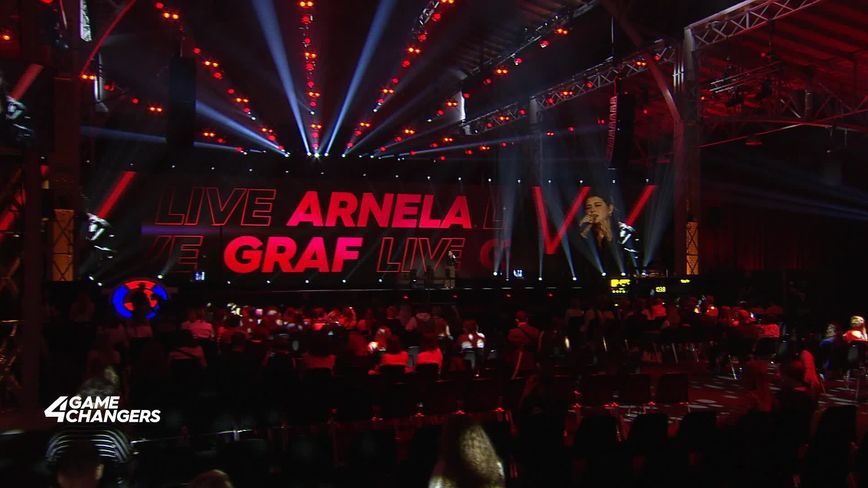 Arnela Graf live at the 4GAMECHANGERS Festival